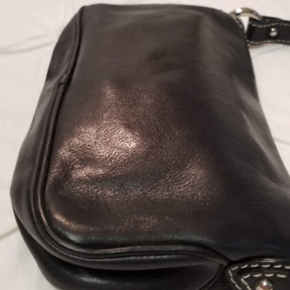 Marc Jacobs small black purse 9" perfect condition - Picture 3 of 5